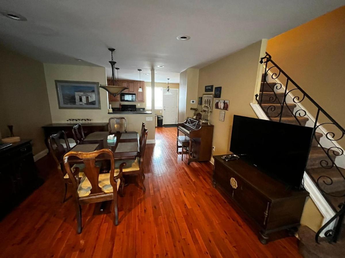 Tuscany 2900 - Classic Italian Style 3Br W Parking Near Airport ฟิลาเดลเฟีย ภายนอก รูปภาพ