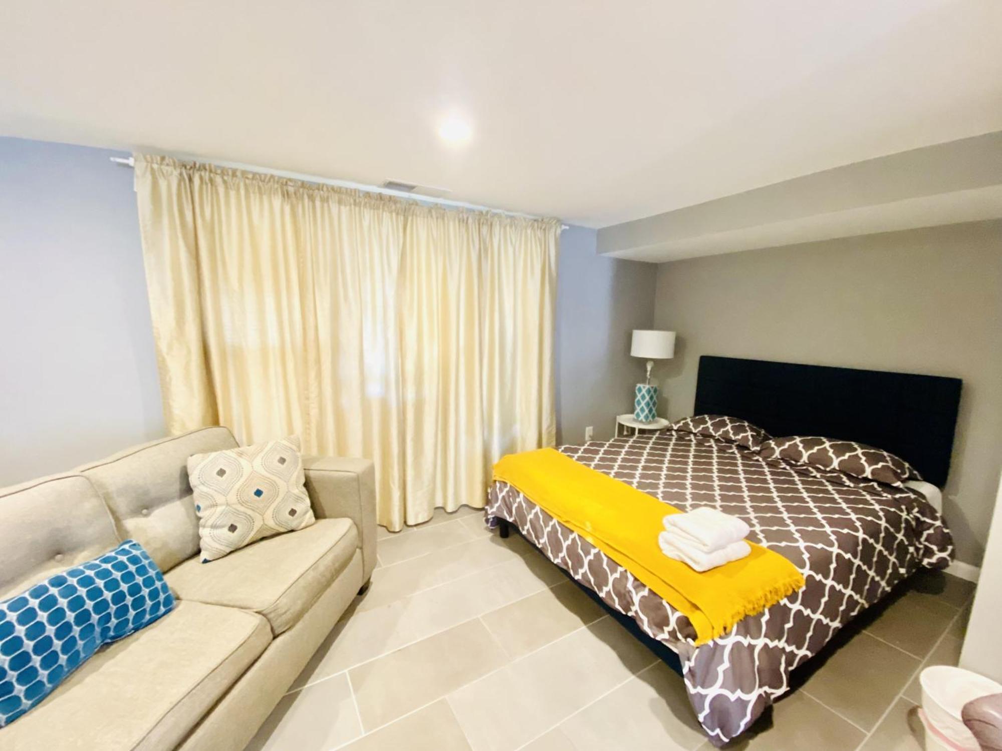Tuscany 2900 - Classic Italian Style 3Br W Parking Near Airport ฟิลาเดลเฟีย ภายนอก รูปภาพ